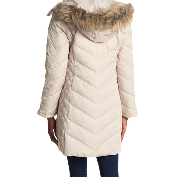 🌸New🌸 Kenneth Cole Faux Fur Puffer Jacket Sz M - Picture 2 of 16